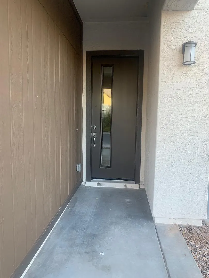 1134 S Tumbleweed Ln — Photo 2