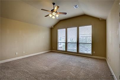 2nd image of 5118 Belmont Ave #1