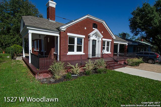 1st image of 1725 W Woodlawn Ave