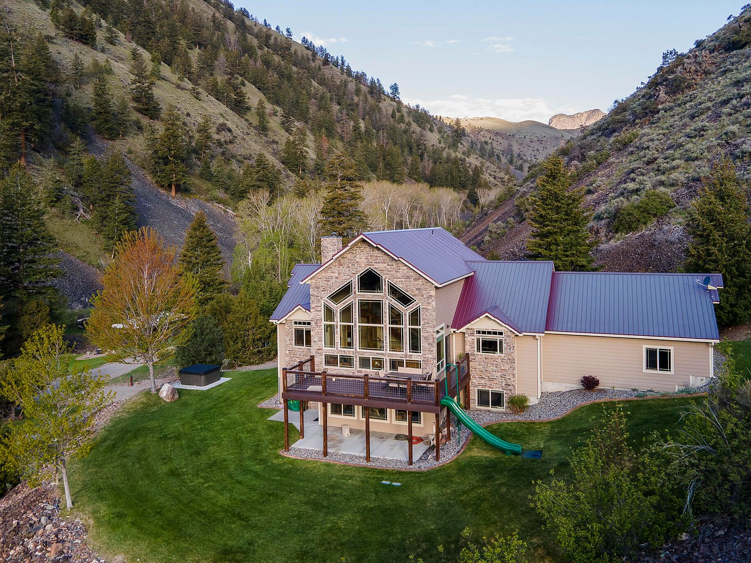 37 Canyon View Rd, Salmon, ID 83467 | MLS #26-334353 | Zillow