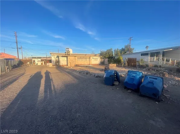 268 Navajo Dr, Henderson, NV 89015