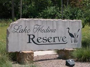 3749 Falcon Ridge Dr, Medina, OH 44256