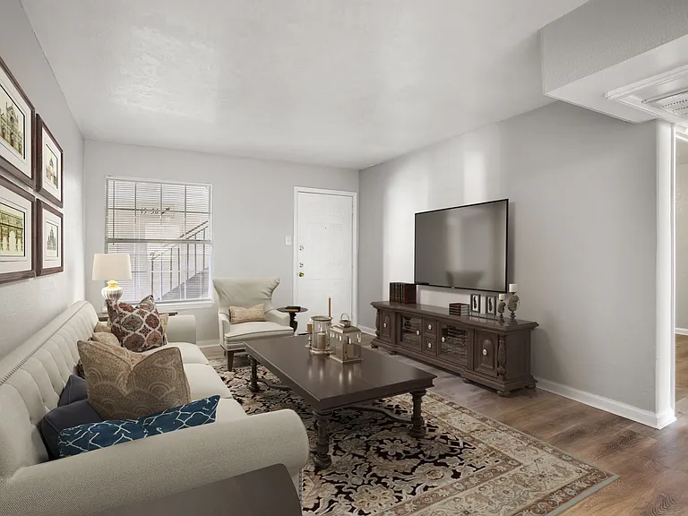Casa Grande Apartments — Photo 19