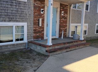 11 Edwards Ave APT B3, Dennis Pt, MA 02639