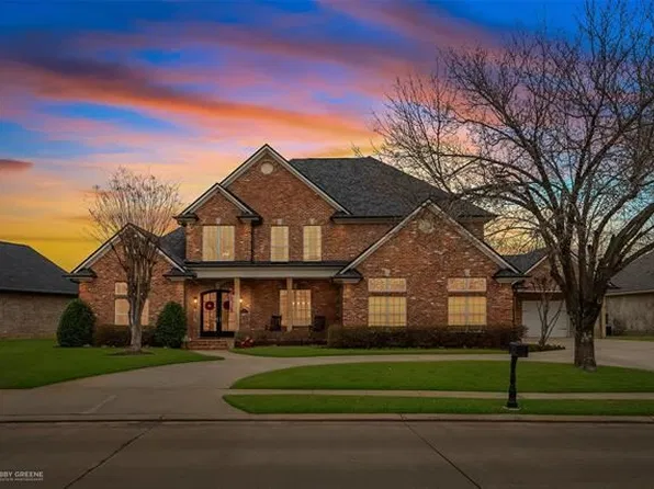 105 Stonebridge Blvd, Bossier City, LA 71111