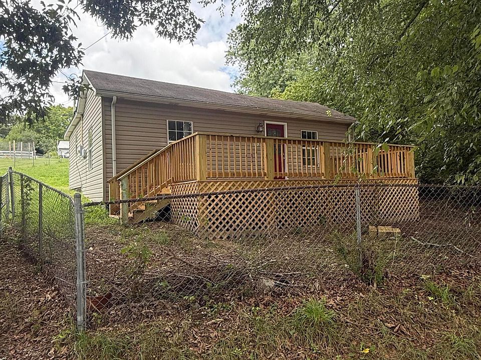 2nd image of 1312 Hammerhill Rd