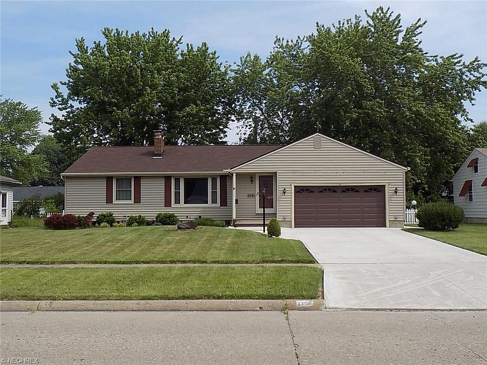 1st image of 2341 Larkmoor St