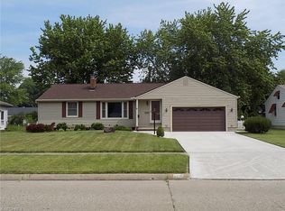 2341 Larkmoor St, Lorain, OH 44052