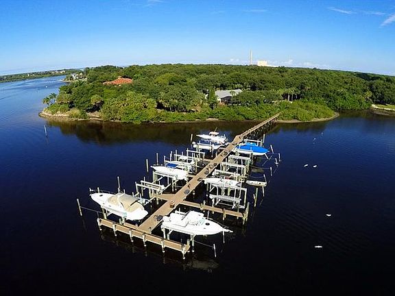 5th image of 1749 Meyers Cove Dr