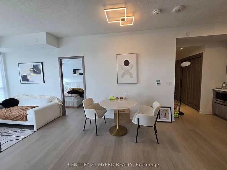 27 McMahon Dr #1806 — Photo 20