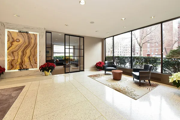 Sold by Keller Williams Realty Gold Coast | media 19