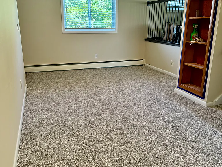 517 Evergreen Dr — Photo 4