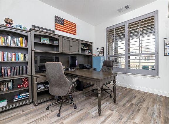 5th image of 2305 Domingo Dr