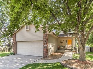 2500 Maple St, West Des Moines, IA 50265