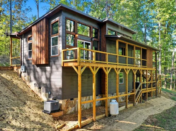 98 Forest Ct, Ellijay, GA 30540