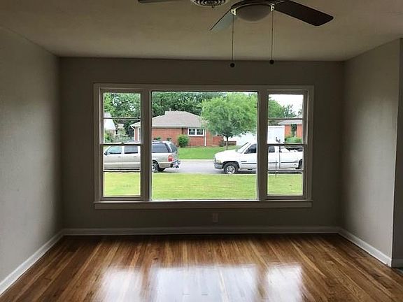 5th image of 3024 Willow Park St