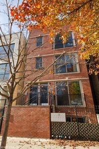 1440 N Wood St APT 1F, Chicago, IL, 60622
