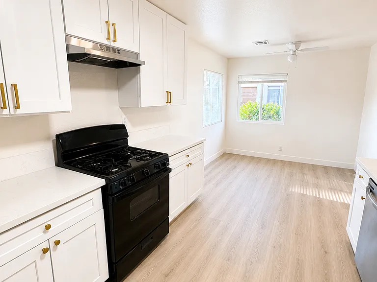 34700 Marcia Rd #4 — Photo 7