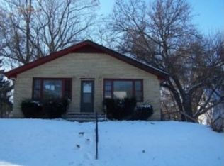 118 N Independence Ave, Rockford, IL 61101