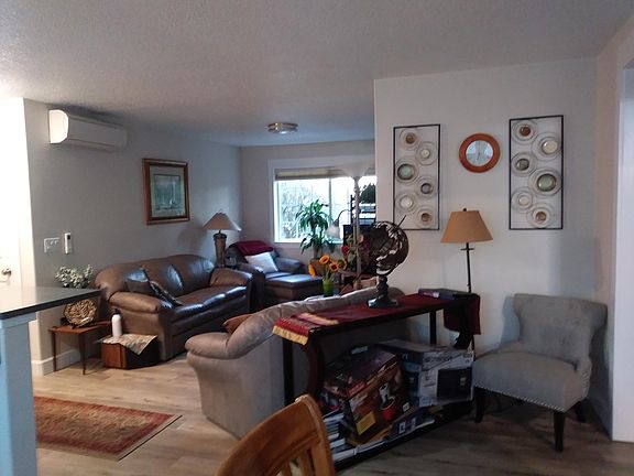 2nd image of 705B NW 43rd St