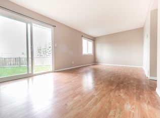 10103 164th Ave NW, Edmonton, AB