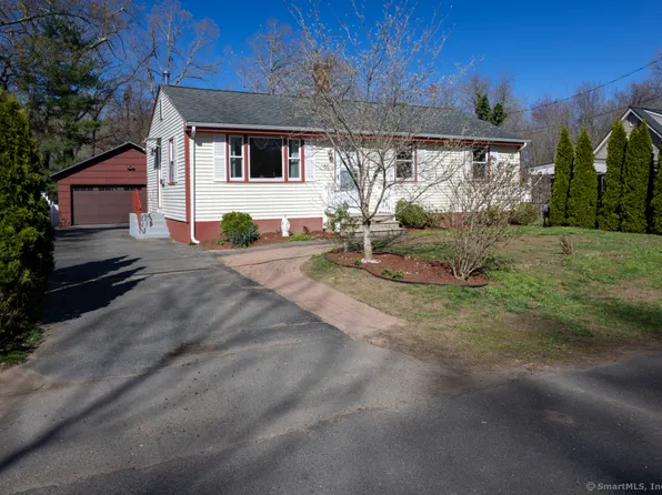 6 Gilberte Street, Plainville, CT 06062