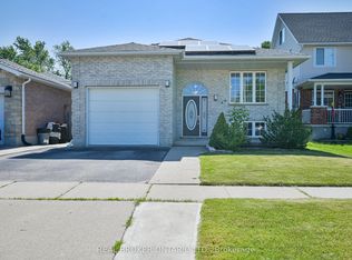 99 Langlaw Dr, Cambridge, ON N1P 1J1