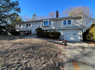 38 Middle St, Woburn, MA 01801