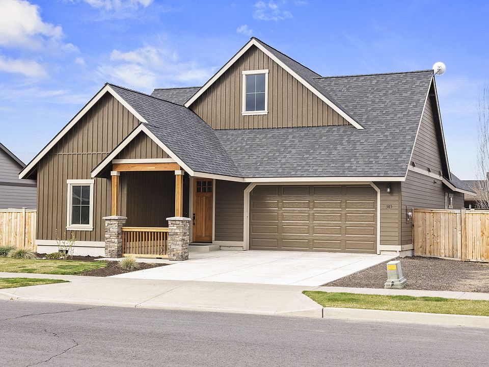 1st image of 385 SE Sumner Dr