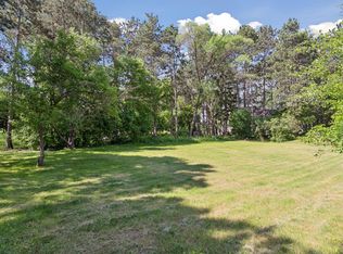 920 Krattley Ln N, Hudson, WI 54016