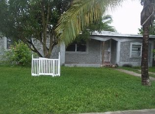 900 NW 147th St, Miami, FL 33168