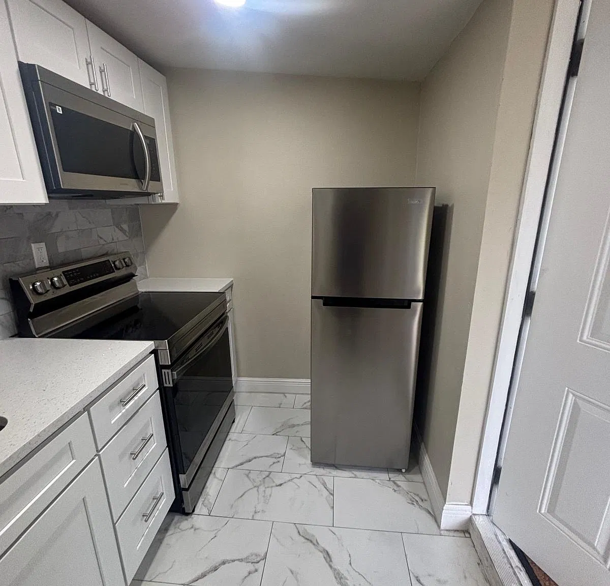 1 bed, $1,100 — Photo 3
