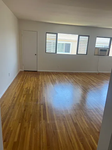 3426 Mentone Ave #7 Photo 1