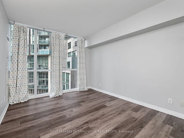 223 Webb Dr #911 — Photo 18