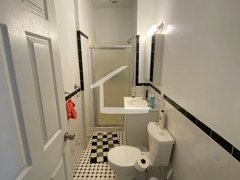 49 Orkney Rd #5 — Photo 16