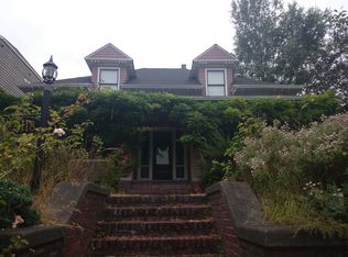 2118 46th Ave SW, Seattle, WA 98116