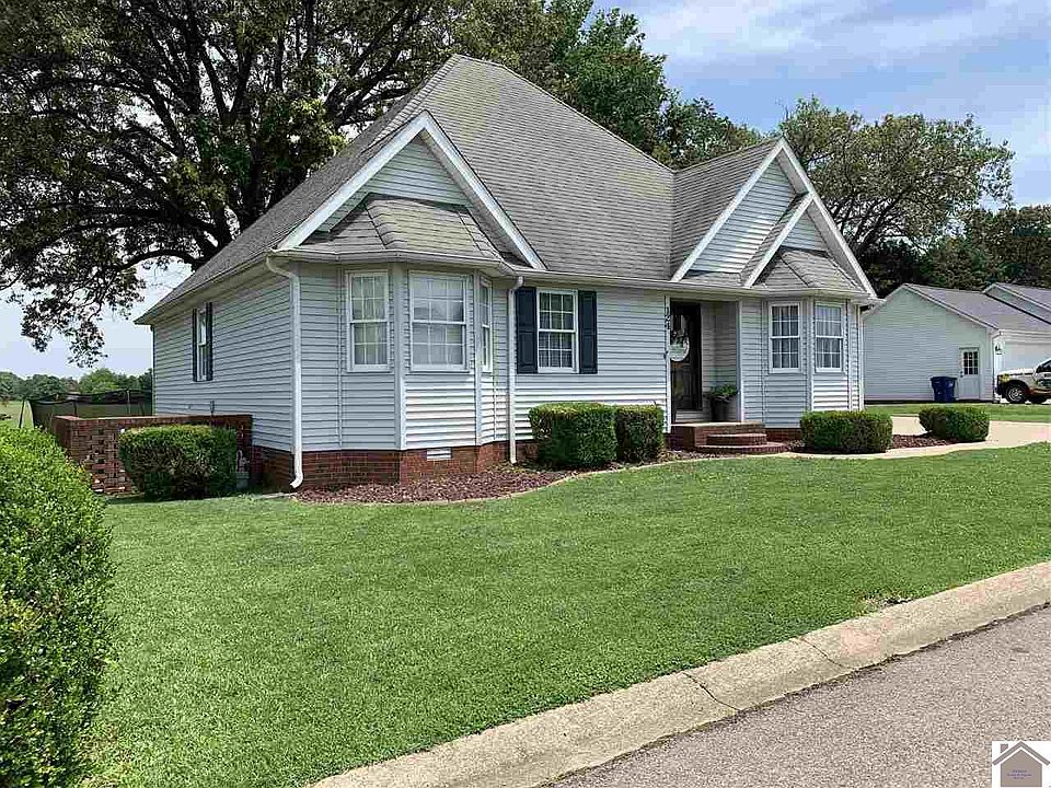 1st image of 124 Tara Ct