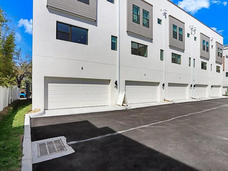 2506 W Cleveland St #20 — Photo 29