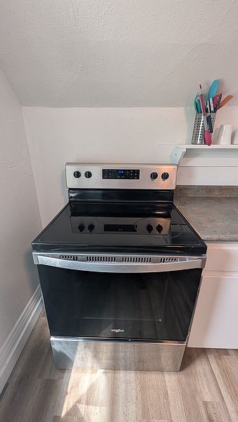 Winnipeg Apartment for rent - 1 Bedroom — photo 17