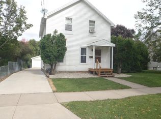 1514 W Bent Ave, Oshkosh, WI 54901