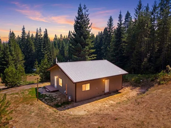 (undisclosed Address), Newport, WA 99156