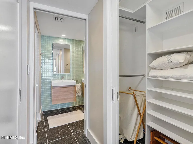 1601 Ocean Dr S #910 — Photo 21