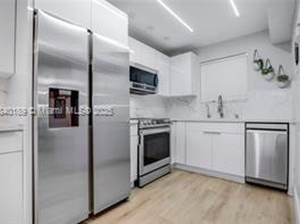 3285 Foxcroft Rd #E317