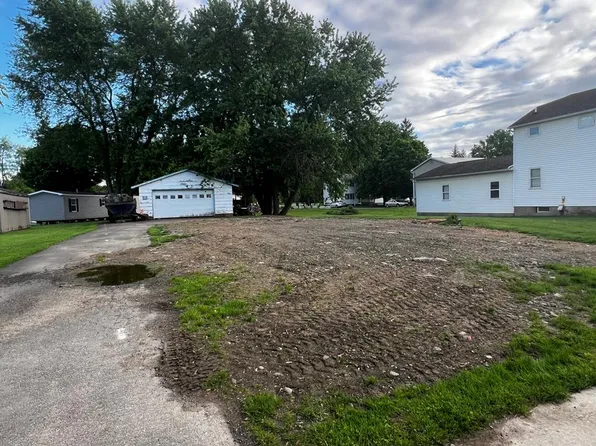 13 James St, Lawrenceville, PA 16929