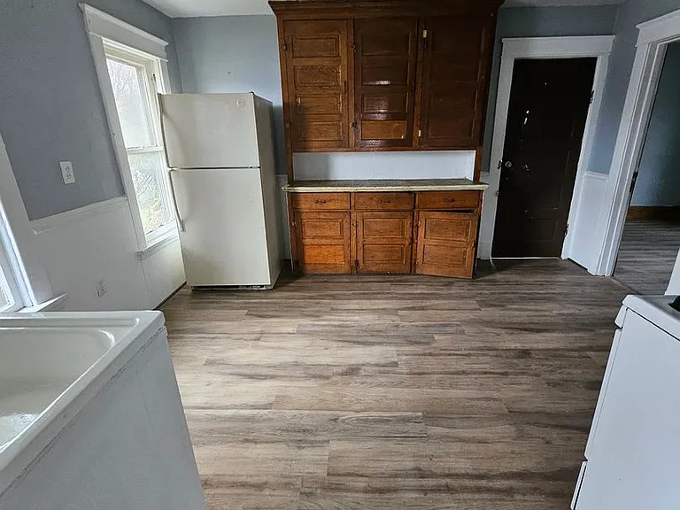 626 E 23rd St #2 — Photo 8