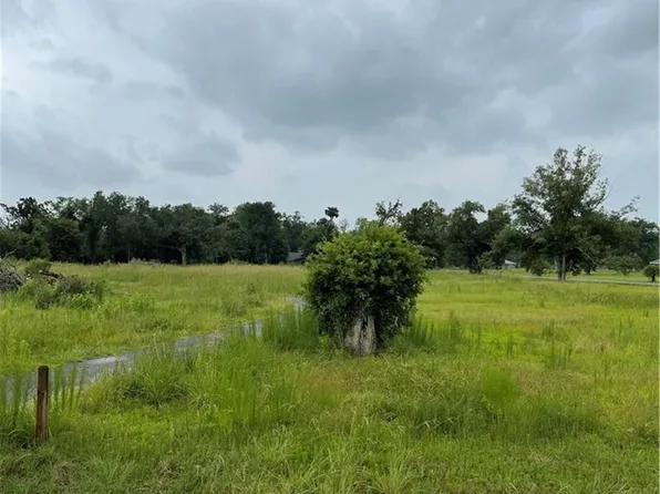4127 Judy Dr, Sulphur, LA 70665