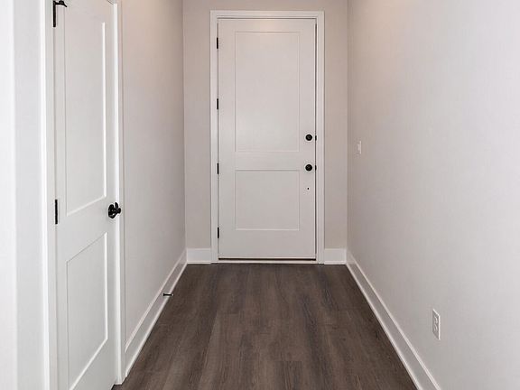 3rd image of 7061 Traditions Dr