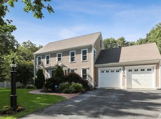49 E Russell Mills Rd, Plymouth, MA 02360
