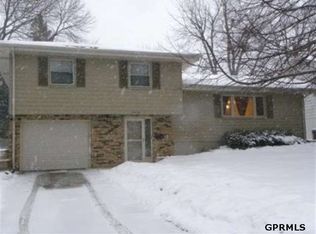 2835 S 138th St, Omaha, NE 68144