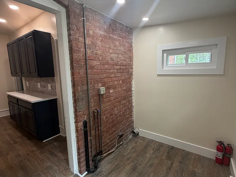 100 S Decatur St #100 — Photo 10